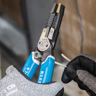 Klein-Kurve® Heavy-Duty Multi Tool, 8-20 AWG Stripper/Cutter/Crimper
