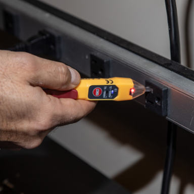Dual Range Non-Contact Voltage Tester 12-1000V AC with Receptacle Tester