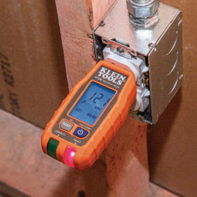 GFCI Receptacle Tester with LCD, 135V AC, 2 x AAA Batteries, 6.6-Foot Drop Protection