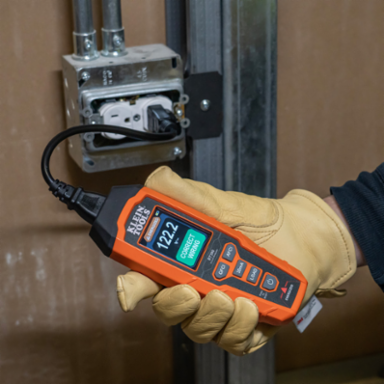 Circuit Analyzer 135V AC with Large LCD, Tests AFCI/GFCI, Voltage Drop, 12A/15A/20A