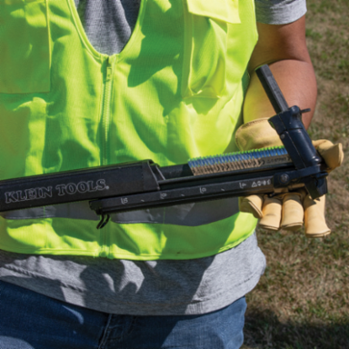 Heavy-Duty Utility Staple Starter, 2 Inch Leg Length, 35-40 Staple Capacity