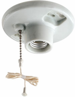 Glazed Porcelain Incandescent Lampholder, Pull Chain, 660W, Fits 3-1/4 or 4 Inch Outlet Box
