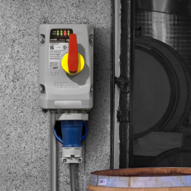 30 Amp Mechanical Interlock, 240 Volt, 3-Phase, IP66/IP67/IP68/IP69K, Wi-Fi Enabled