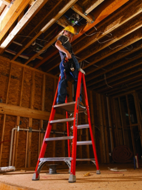 6-Foot Fiberglass Pinnacle Pro Platform Ladder, Type IA, 300 lb Capacity