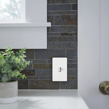 Fassada 1-Gang Wallplate, Gloss White, 4.60 x 2.86 Inch