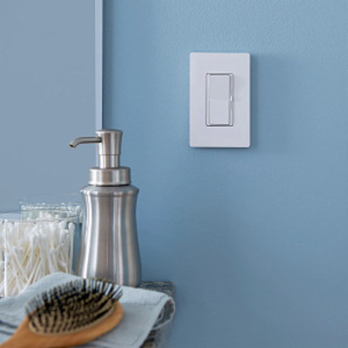 Claro Satin Wallplate, 1-Gang, 4.69 x 2.94 Inch, Durable Plastic