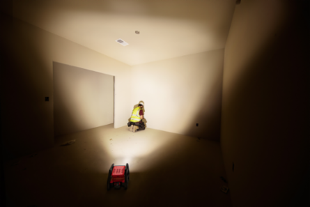 M18™ Rover™ Portable LED Flood Light 3000 Lumens, 18V Power