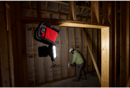 M18™ ROVER™ Dual Power Triple-Panel Flood & Area Light