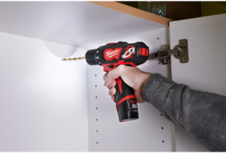 M12 3/8 Inch Cordless Drill/Driver Kit, 275 in-lbs Torque, 1500 RPM