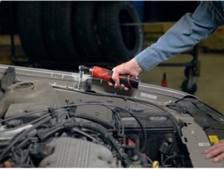 M12 Cordless 3/8 Inch Ratchet Kit, 12V, 35 ft-lbs Torque, 250 RPM