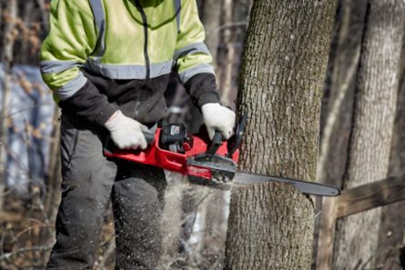 M18 FUEL 16 Inch Chainsaw Kit with Blower, 12.0Ah Battery, Brushless Motor