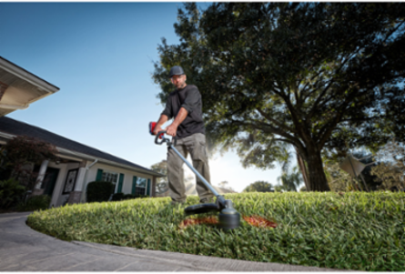 M18 FUEL™ String Trimmer with QUIK-LOK™ Attachment Capability