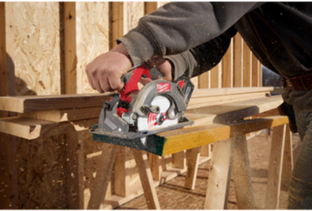 M18 FUEL™ 6-1/2" Circular Saw (Tool Only)