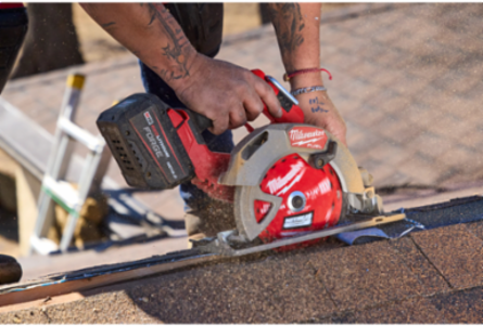 M18 FUEL™ 7-1/4” Circular Saw (Tool Only)