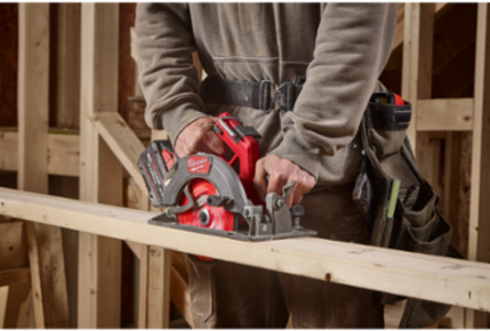 M18 FUEL™ 7-1/4” Circular Saw (Tool Only)