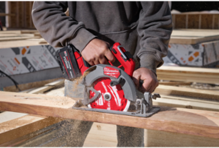M18 FUEL™ 7-1/4” Circular Saw Kit