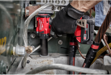 M18 FUELTM 1/2 Inch Compact Impact Wrench, 250 ft-lbs Torque, 4.9 Inch Length
