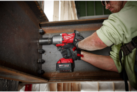 M18 FUELTM High Torque Impact Wrench 1/2 Inch 1000 ft-lbs Torque, 8.39 Inch Length