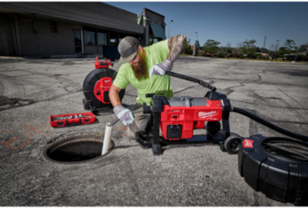 M18 FUELTM Sewer Sectional Machine 1-1/4 Inch Cable, 200 ft Maximum Distance