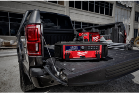 M18™ PACKOUT™ Radio + Charger-Reconditioned