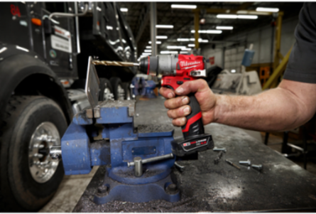 M12 FUEL 1/2 Inch Drill/Driver Kit, 400 in-lbs Torque, 1550 RPM, 2.5 lbs