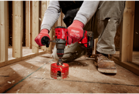 M18 FUEL™ 2-Tool Combo Kit: 1/2" Hammer Drill, 1/4" Impact Driver, 18V, 2 Batteries