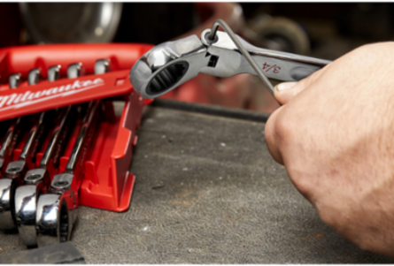 17mm Flex Head Ratcheting Combination Wrench, Chrome Vanadium Steel, 2.5 Arc