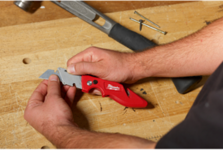 FASTBACK™ Flip Utility Knife