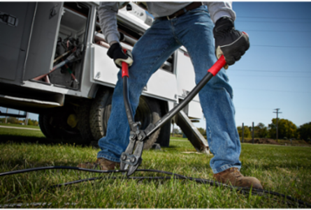 24 Inch Bolt Cutter, Max Cut Capacity 7/16 Inch, Forged Steel Blades