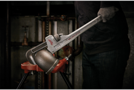 48 Inch Aluminum Pipe Wrench with 6 Inch Jaw Capacity