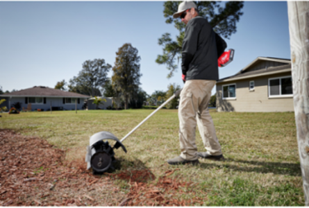 M18 FUEL™ QUIK-LOK™ Rubber Broom Attachment-Reconditioned