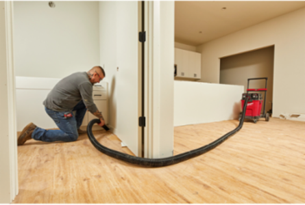 2-1/2 Inch x 16 Foot Flexible Vacuum Hose with High-Performance Swivel Mechanism