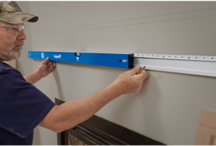 Extendable True Blue Box Level 48-78 Inch, Aluminum, 0.0005 in/in Accuracy