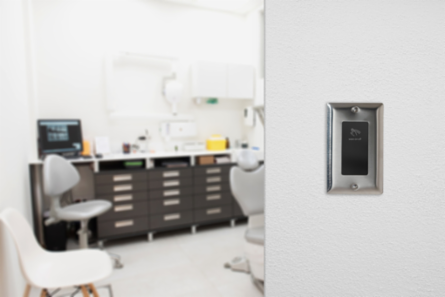 Pass & Seymour 277V Wave Switch