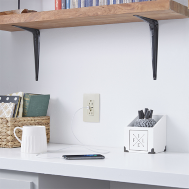 radiant® 3.1A USB Outlet, Type A/C, 15A, Tamper-Resistant, Ivory