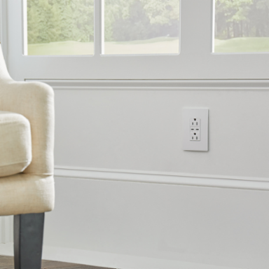 15A Tamper Resistant USB Type-C Outlet, 30W Power, White
