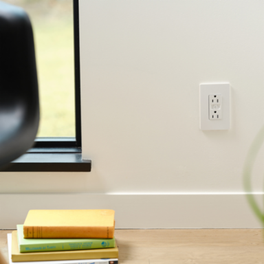 radiant® Smart 15A Outlet with Netatmo, White