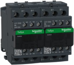 TeSys Deca Reversing Contactor 3P, 32A, 24V DC, <=440V