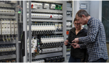 3-Phase Control Relay, 8A, 208-480V AC, IP40, NFC Enabled