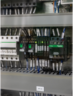 Miniature Plug-In Relay 4 C/O, 6A, 230V AC, Lockable Test Button, LED