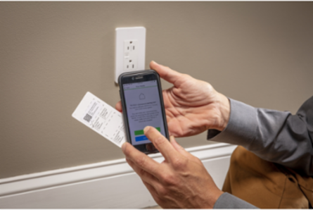 X Series 15A 125V WiFi Energy Monitoring Duplex Receptacle, Light Almond