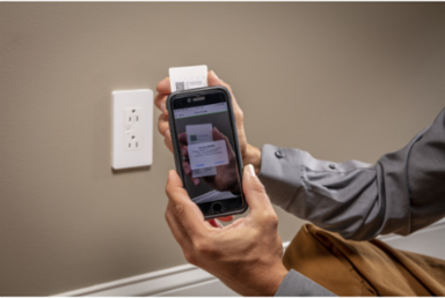 X Series WiFi Energy Monitoring Duplex Receptacle 15A 125V, 2 Sockets