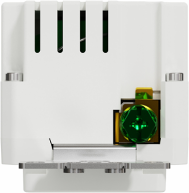 X Series 15A 125V USB Outlet with 5.4A Charger, Matte White