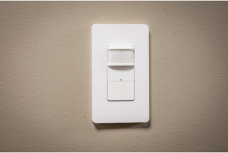 X Series 15A PIR Occupancy Sensor Switch, 180  Field-of-View, Flush Mount