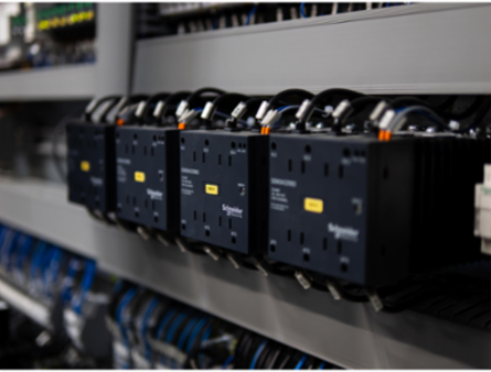 Harmony Solid State Relay 25A Zero Voltage Switching 180-280V AC Input 48-600V AC Output