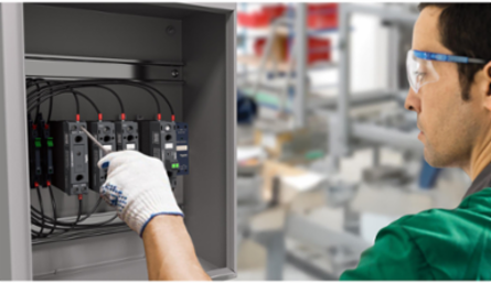 three phase relay, Harmony Solid State Relays, 50A, panel mount, random switching, thermal pad, input 4 to 32V DC, output 42 to 660V AC