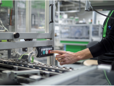 Harmony XB5 Key Selector Switch Head, 22mm, 3 Positions, IP66