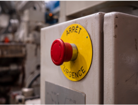 Harmony XB4 Circular Legend, Yellow,   60 mm, Emergency Stop, EN/ISO 13850