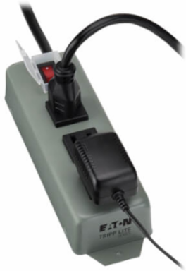 Industrial Power Strip, 9 ft Cord, 3 NEMA 5-15R Outlets, 15A Circuit Breaker