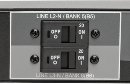 22.2kW 3-Phase Switched PDU, 30 Outlets (24 C13/6 C19), Touchscreen LCD